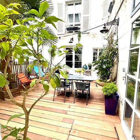 Vue Sur Cour Bed & Breakfast La Rochelle  Exterior photo